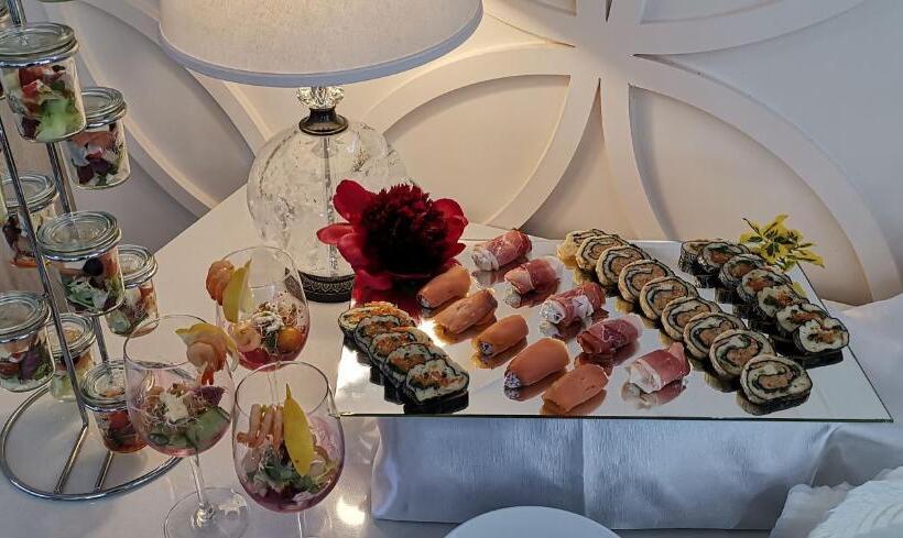 فندق Sevilla Gold