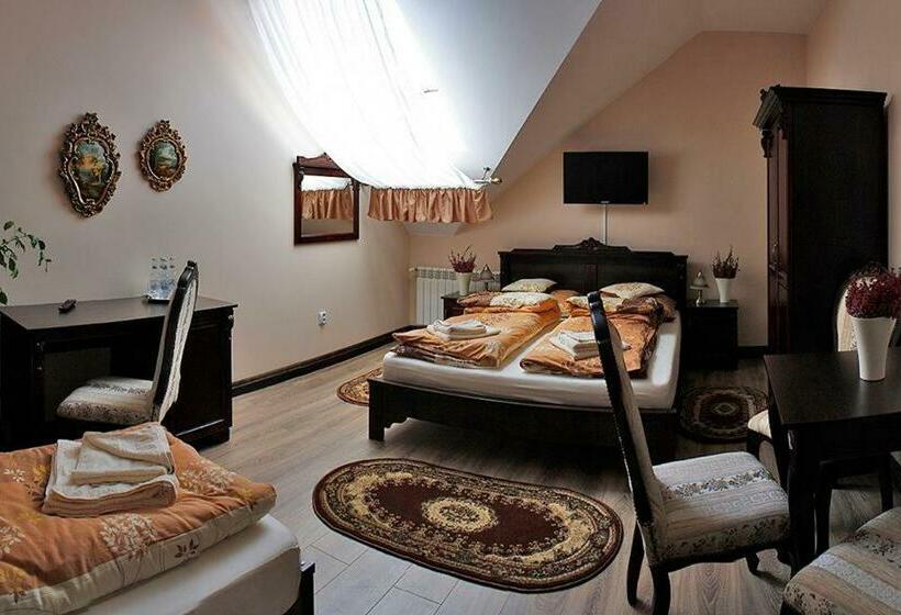 فندق Sękowski Dwór