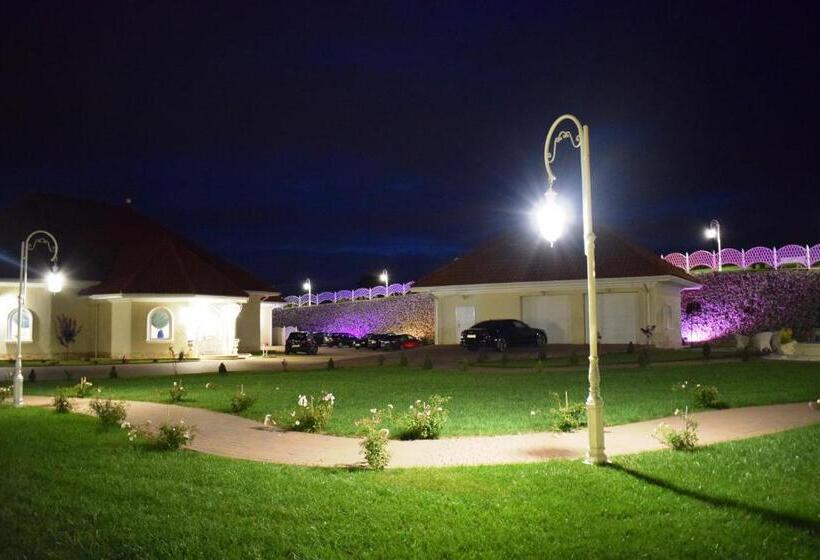 فندق Sękowski Dwór