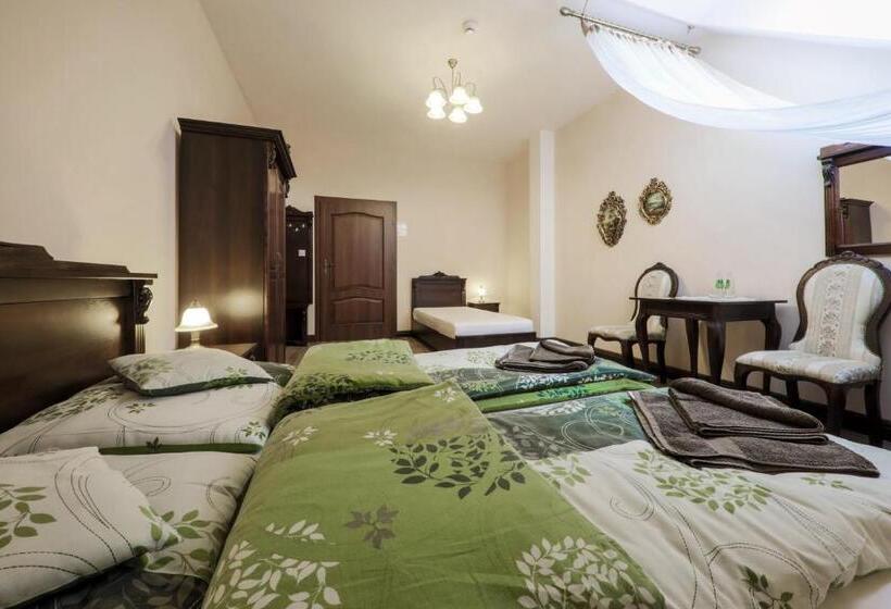 فندق Sękowski Dwór
