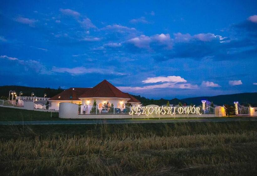 فندق Sękowski Dwór