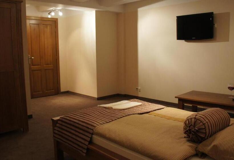 فندق Stary Młyn