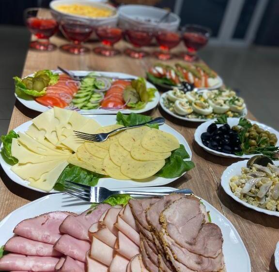 בית מלון כפרי żółta Walizka Gościniec