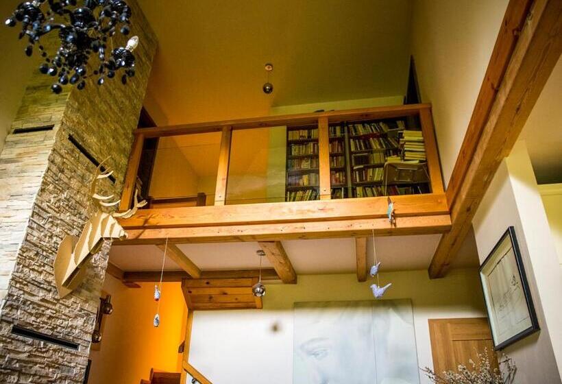 בית מלון כפרי Willa Tużur