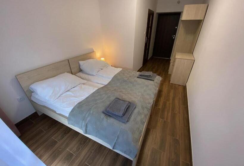 فندق Zajazd Bartnik