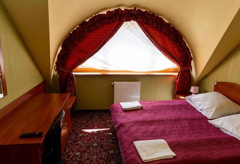 ホテル Zajazd Celtycki