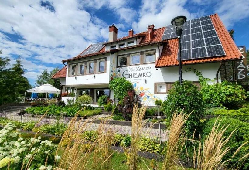 فندق Zajazd Gniewko