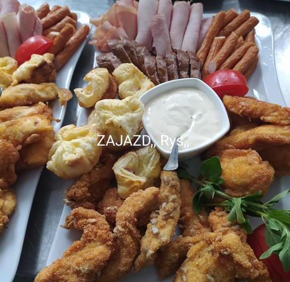 בית מלון כפרי Zajazd ,,ryś