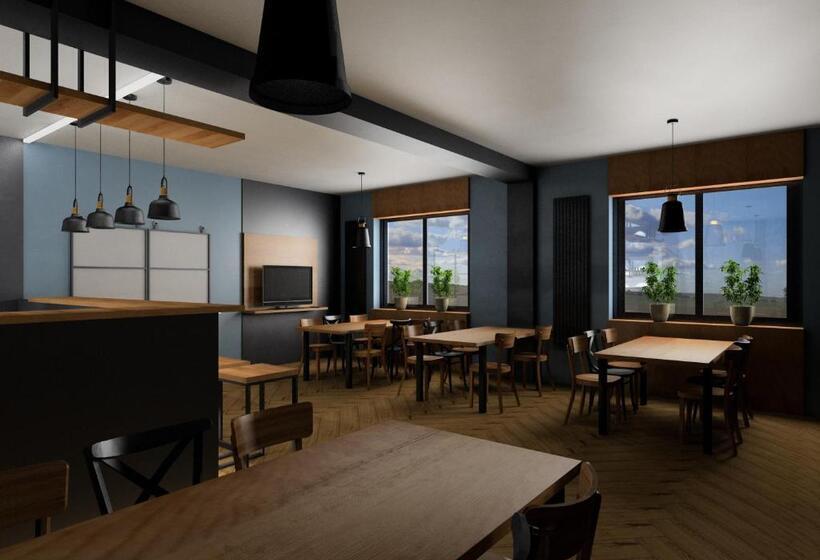 בית מלון כפרי Zajazd ,,ryś