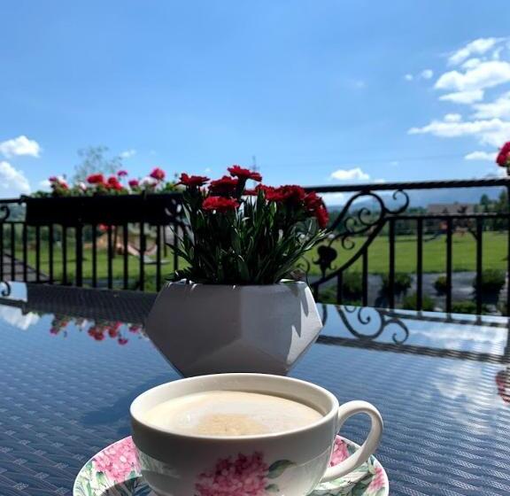 Kaniówka Ski Resort