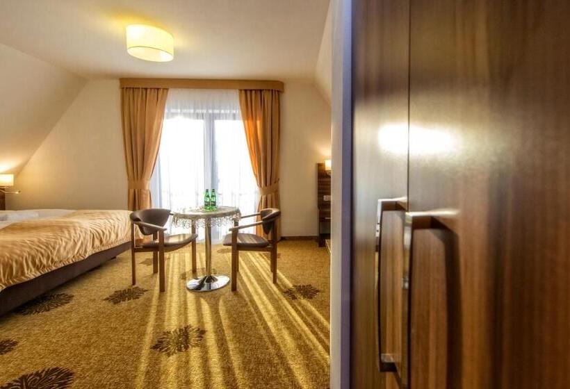 Kaniówka Ski Resort