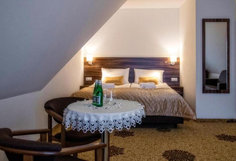 Kaniówka Ski Resort