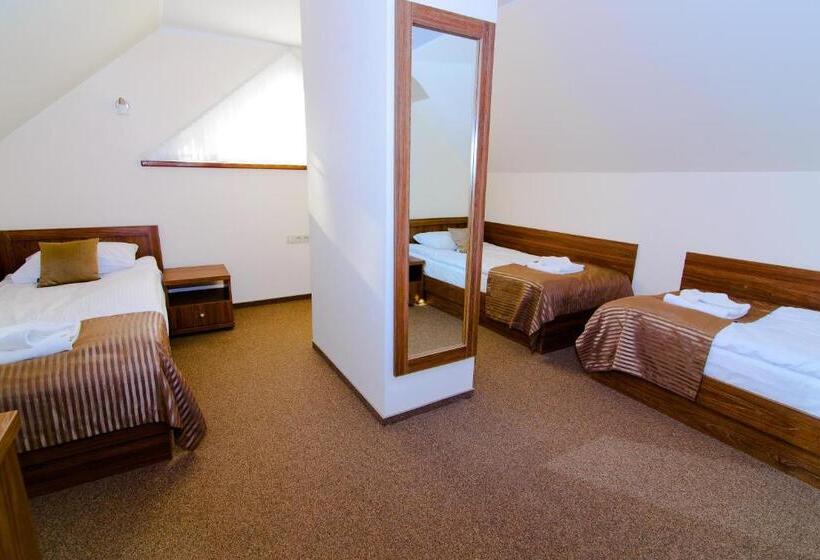 モーテル Noclegi Sobańskich