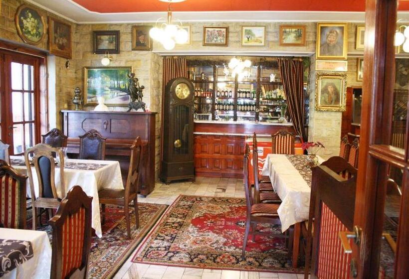 汽车旅馆  Owe Pokoje J.bukowiecka