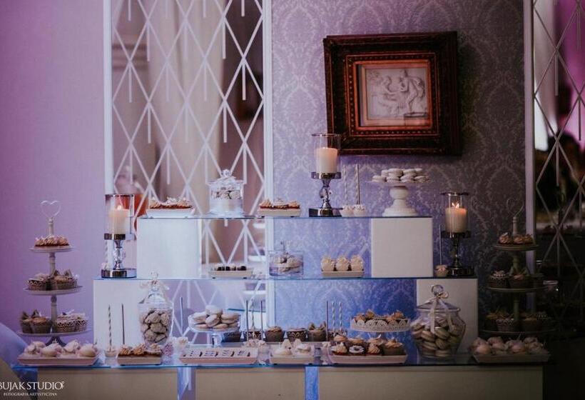 فندق على الطريق Zodiak