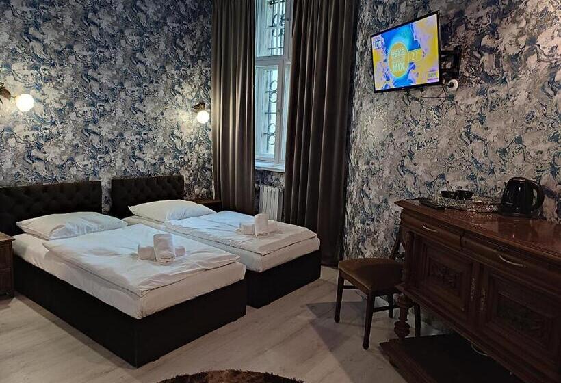 Night O Clock Business Aparts