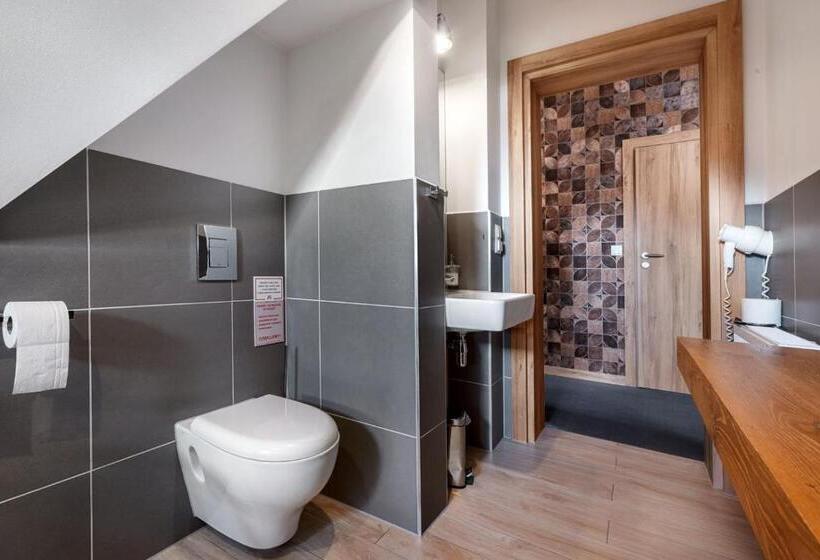 Parzenica B&b   Wyjątkowa I Jedyna!!! Sprawdź Nas A Nie Pożałujesz!