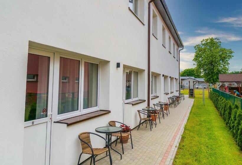 פנסיון Arka   Pokoje Z Osobnymi Wejściami Na Parterze