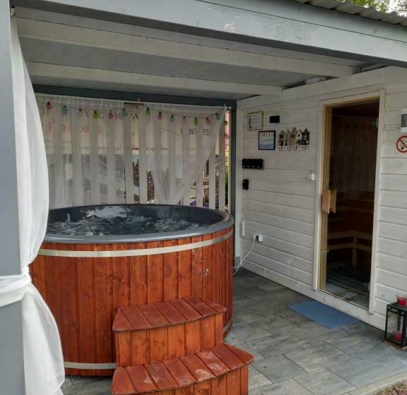 펜션 Dom Na Wczasowej Kaszuby Z Balią Z Jacuzzi I Sauną