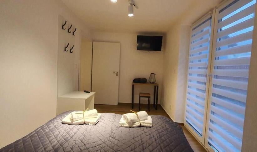 ペンション Dom Pod Groniem