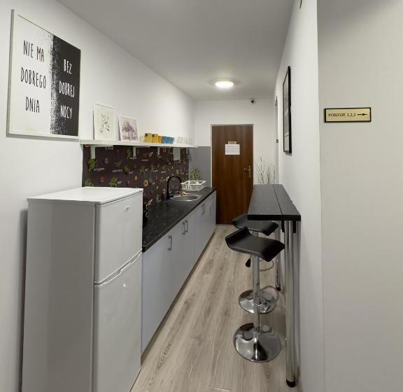 پانسیون Kwadrat Apartamenty Grottgera