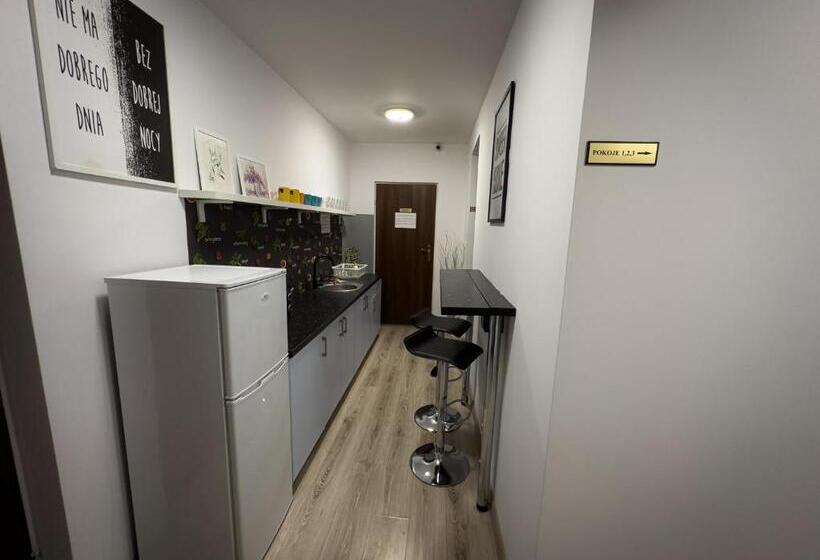 پانسیون Kwadrat Apartamenty Grottgera