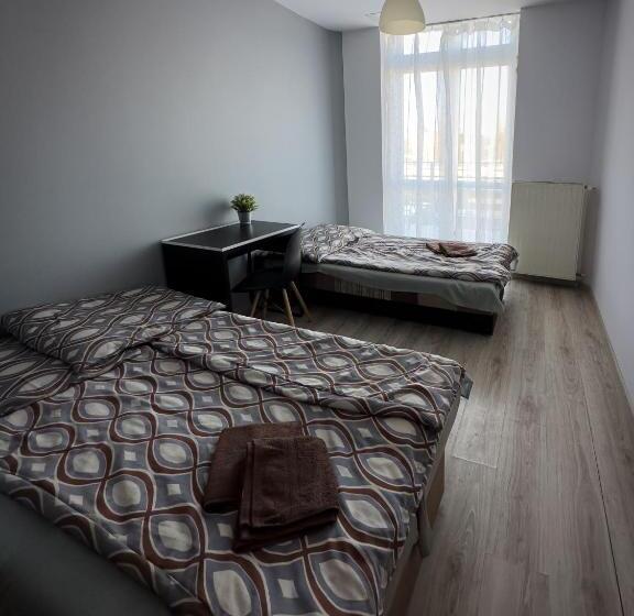 پانسیون Kwadrat Apartamenty Grottgera