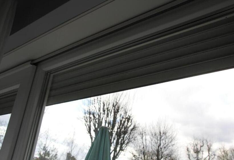 پانسیون Pensjonacik Elmi