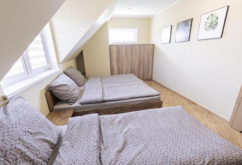 بنسيون Pokoje Gościnne Butryny