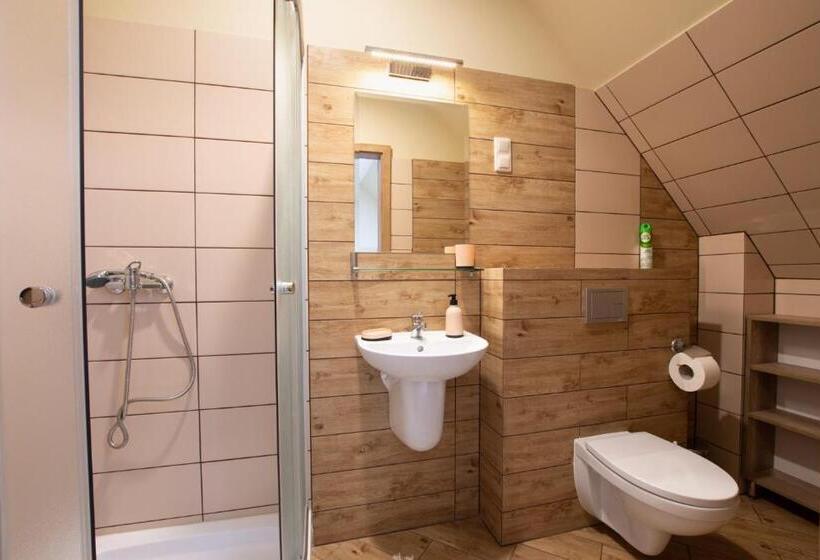 بنسيون Pokoje Gościnne Butryny