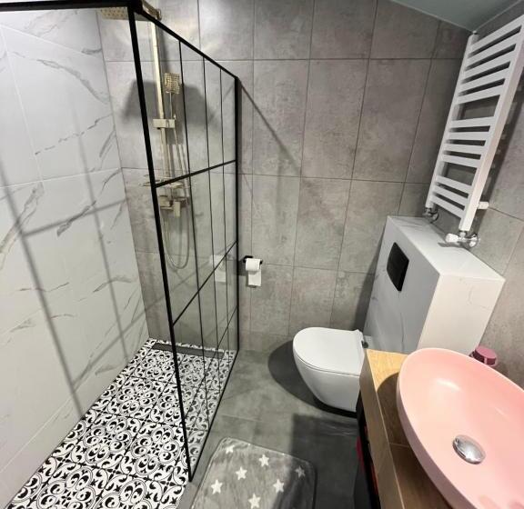 پانسیون Pokoje Gościnne Cyprian