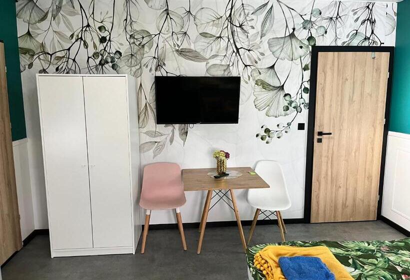 پانسیون Pokoje Gościnne Cyprian