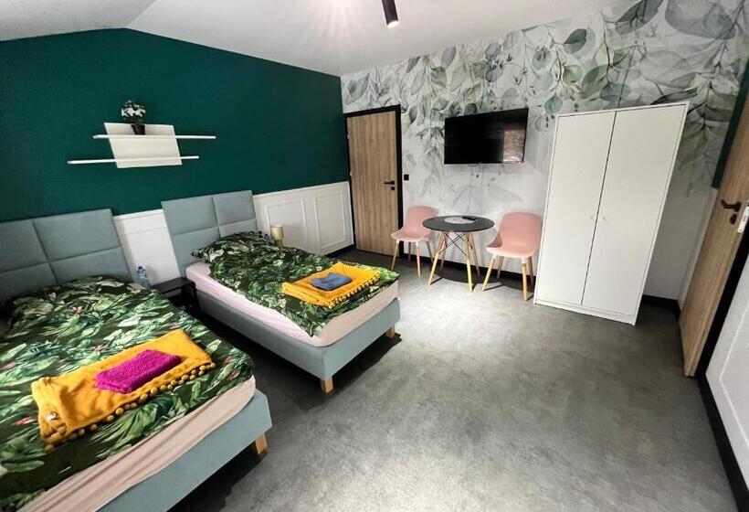 پانسیون Pokoje Gościnne Cyprian