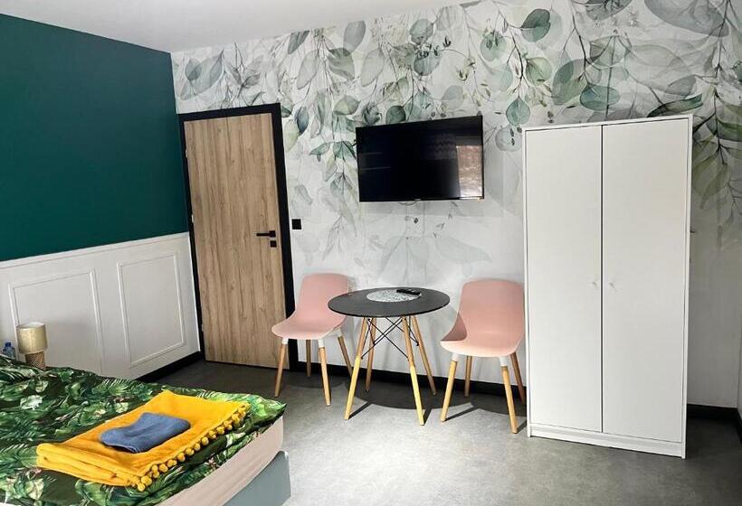 پانسیون Pokoje Gościnne Cyprian