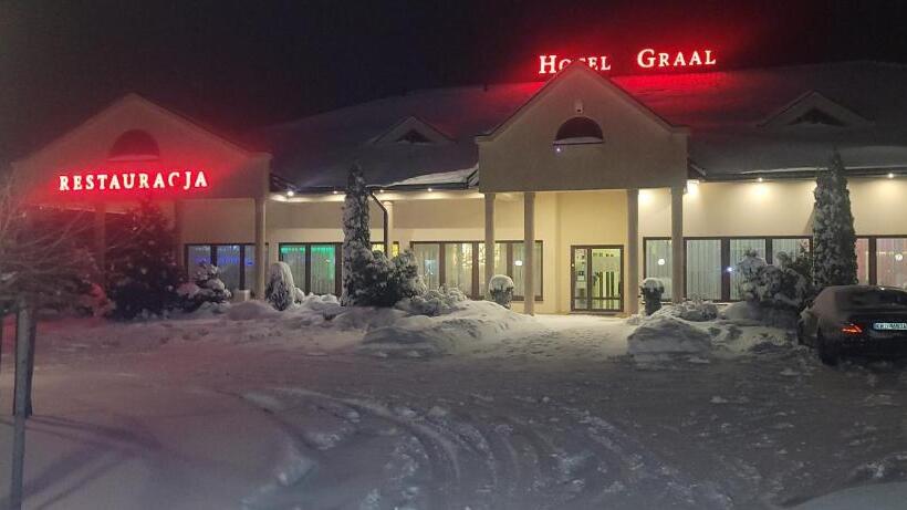 פנסיון Restauracja Hotel Graal