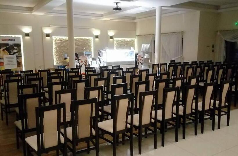 פנסיון Restauracja Hotel Graal