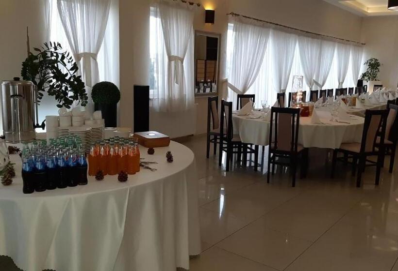 פנסיון Restauracja Hotel Graal