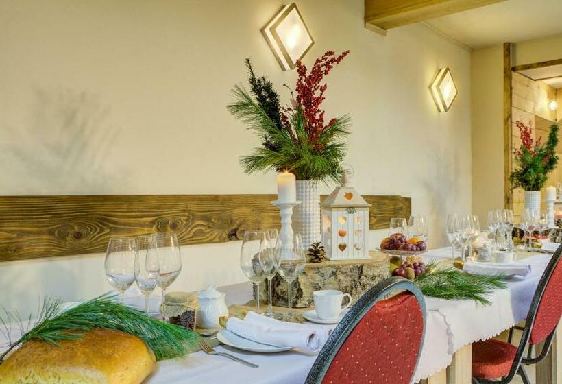 پانسیون Sarenka