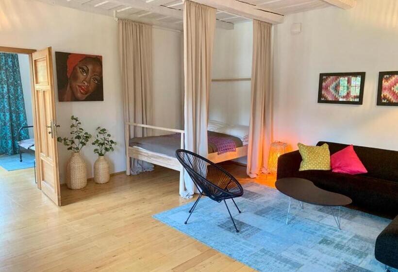 פנסיון Zajazd Hubert