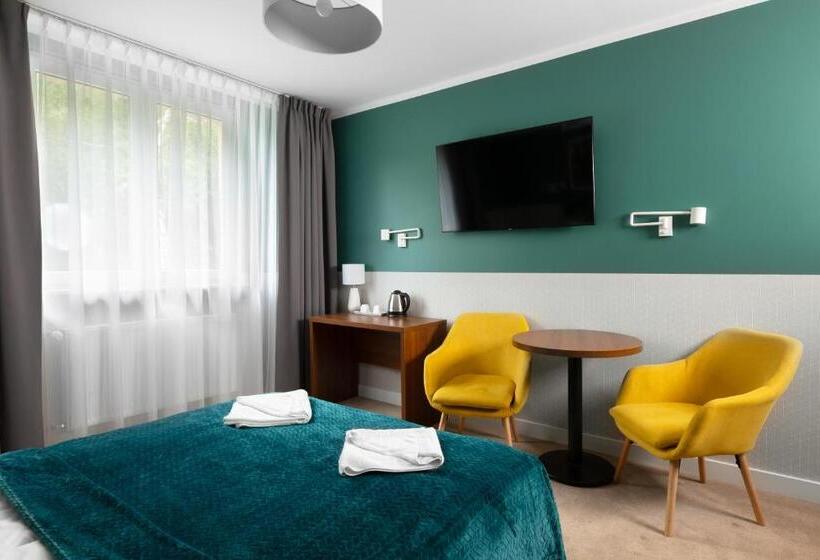 אתר נופש Dom Wczasowy Kamela