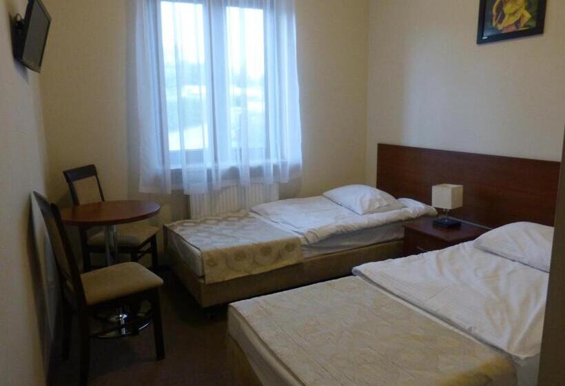 منتجع Dom Wycieczkowy Pttk Turysta