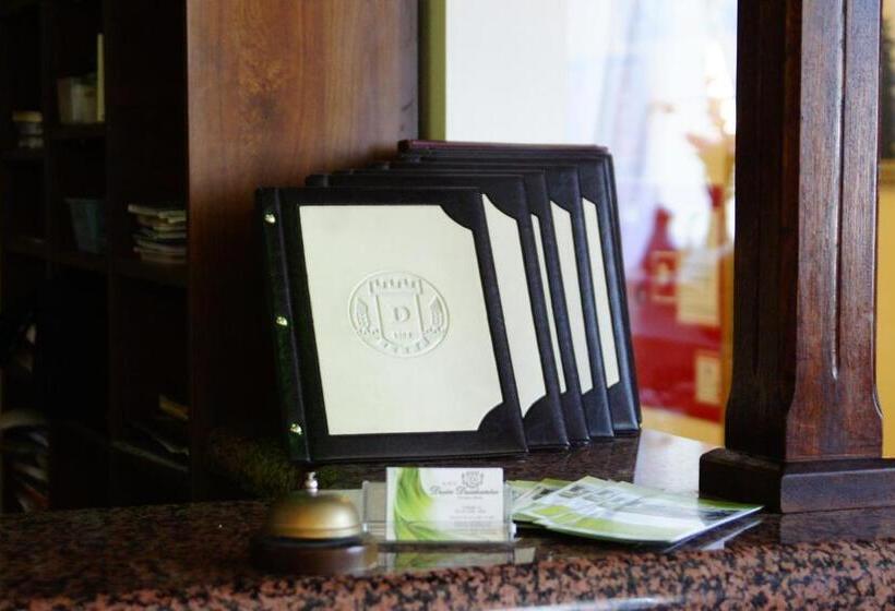 渡假胜地 Dwór Dziekanów