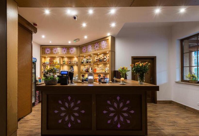 리조트 Kompleks Zagroń Istebna