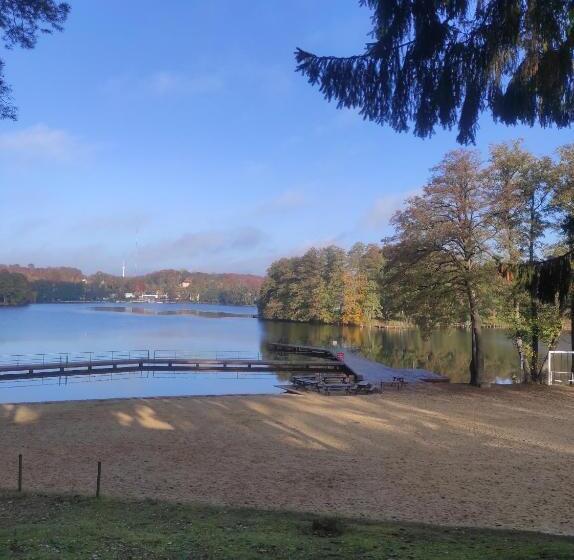 استراحتگاه Lake Park łagów