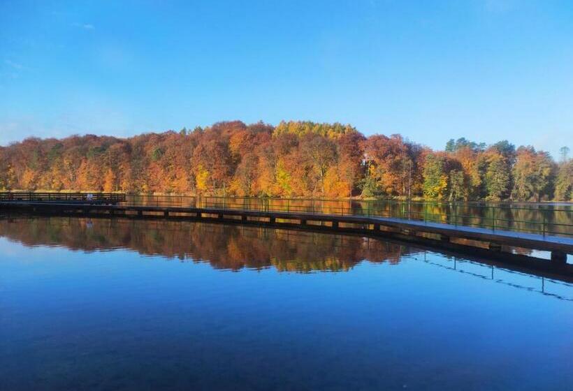 استراحتگاه Lake Park łagów