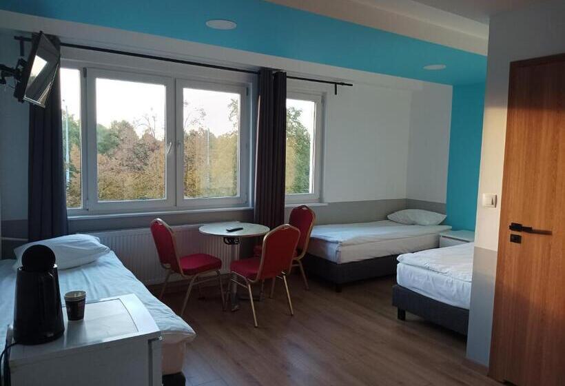 リゾートホテル Ośrodek Pomeranka