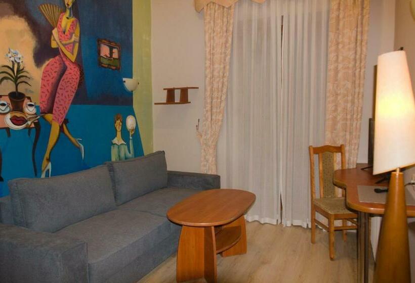 منتجع Ośrodek Szkoleniowo Wypoczynkowy Nikifor