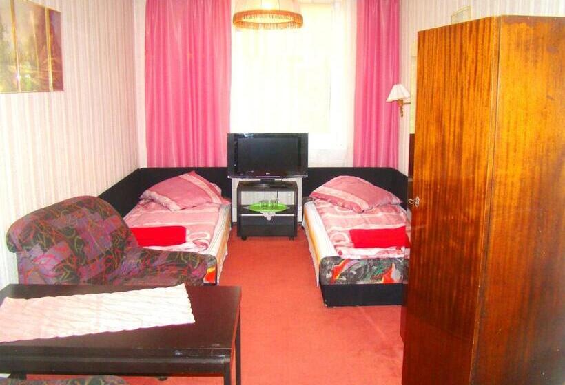 منتجع Ośrodek Wypoczynkowy Oaza