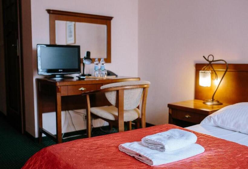 Курорт Pałac Koronny Noclegi & Wypoczynek