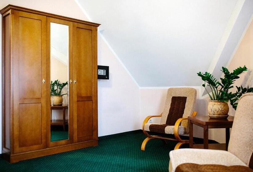 Курорт Pałac Koronny Noclegi & Wypoczynek